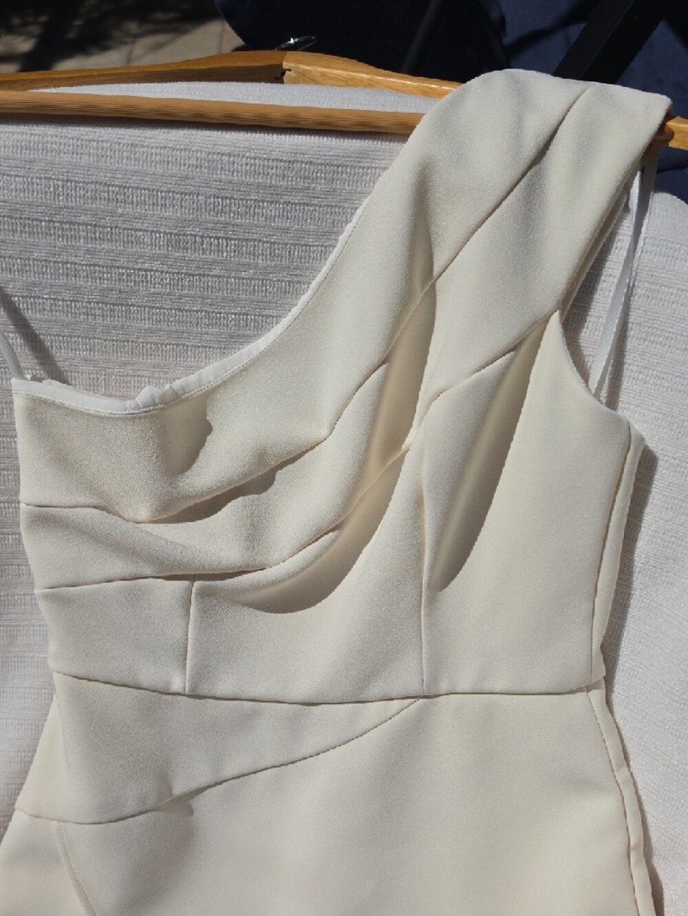 BCBGMaxAzria Aryanna One-Shoulder Dress - Picture 6 of 9